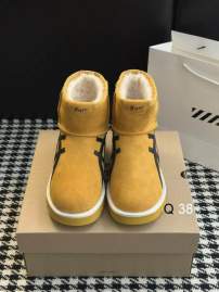 Picture of UGG Shoes _SKUUGGsz35-40LY113619748